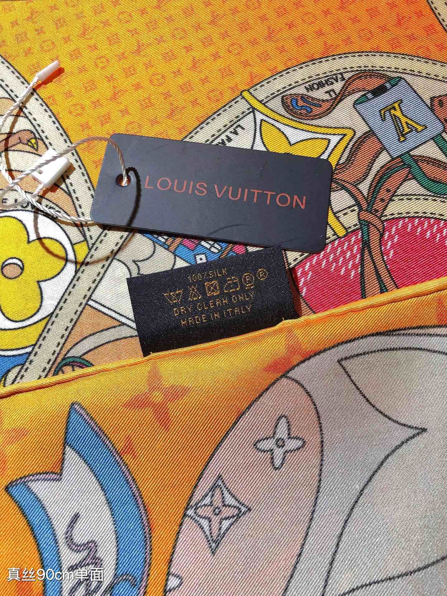 Louis Vuitton Scarf